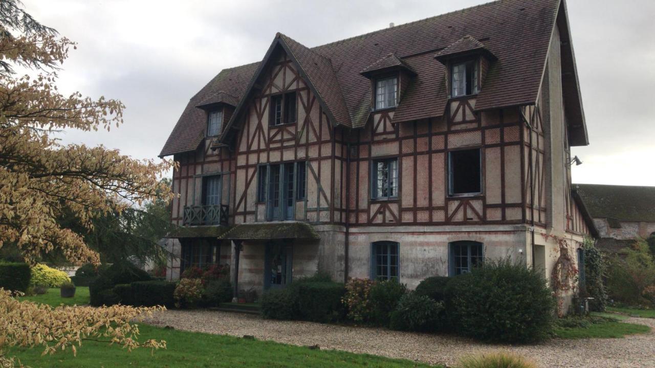 Отель Manoir De Graincourt Derchigny Экстерьер фото